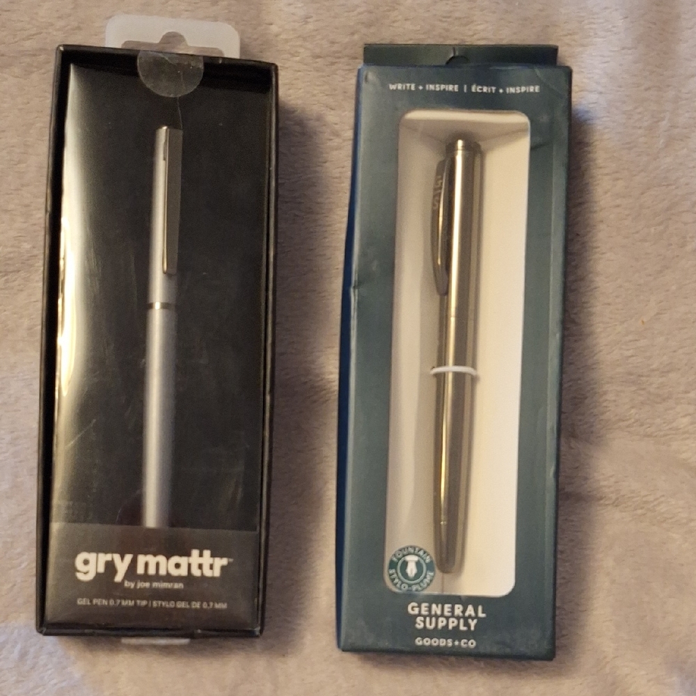 Gry Mattr and General Supply Pens Set
